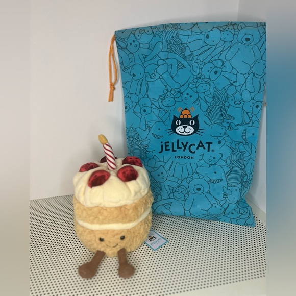 Jellycat Amuseables Birthday Cake and bag - Picture 2 of 5